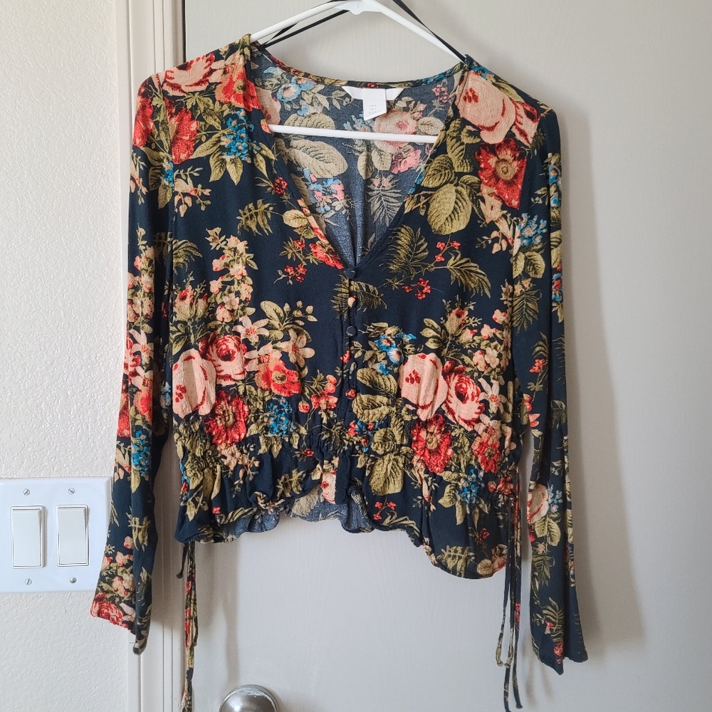 Women's H&M blouse